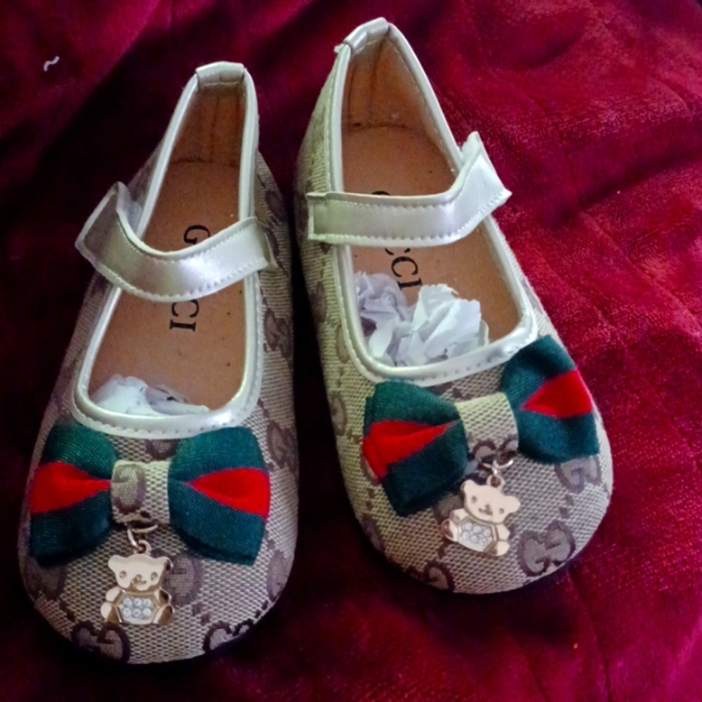 Gucci shoes